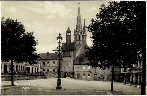 Ak Burgstädt in Sachsen,  Marktplatz, Bäckerei von Richard Wetzig, Kirchturm