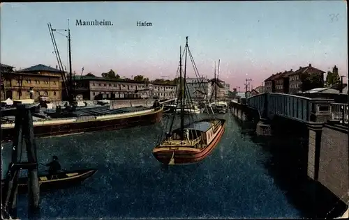 Ak Mannheim in Baden, Hafen, Schiffe, Ruderboot
