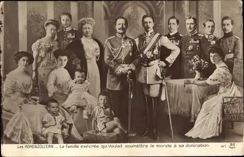 Ak Kaiserfamilie, Wilhelm II, Auguste Viktoria, Kronprinz, Cecilie, Victoria Luise, Adalbert, Eitel