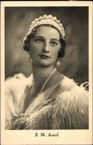 Ak Astrid von Schweden, Königin von Belgien, Portrait