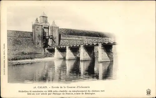 Ak Calais Pas de Calais, Entrée de la Caserne d'Infanterie