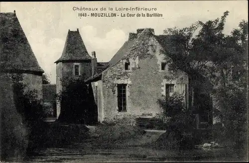 Ak Mouzillon Loire-Atlantique, La Cour de la Barillere