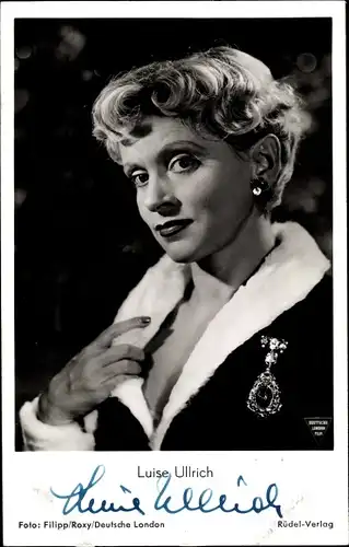 Ak Schauspielerin Luise Ullrich, Portrait, Schmuck, Autogramm, Regina Amstetten