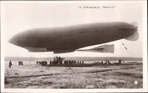 Ak Le Dirigeable Patrie, Französisches Luftschiff