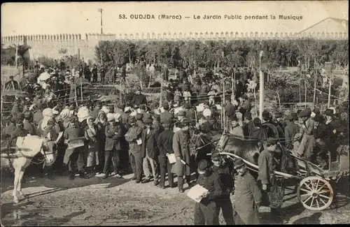 Ak Oudja Marokko, Le Jardin Public pendant la Musique