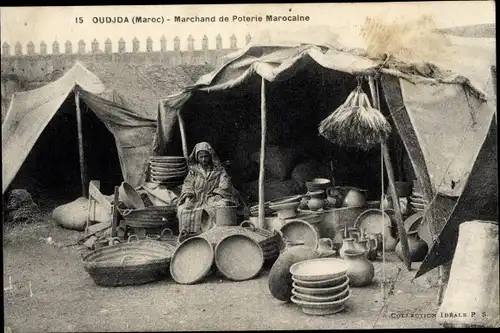 Ak Oudjda Oujda Marokko, Marchand de Poterie Marocaine