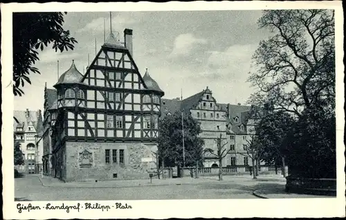 Ak Gießen an der Lahn Hessen, Landgraf Philipp Platz, Fachwerkhaus