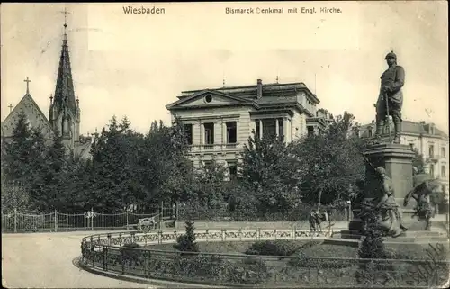 Ak Wiesbaden in Hessen, Bismarck Denkmal mit Engl. Kirche