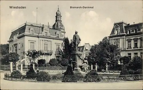 Ak Wiesbaden in Hessen, Bismarck-Denkmal