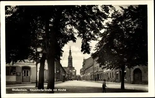 Ak Großenhain Sachsen, Naundorfer Straße mit Kirche