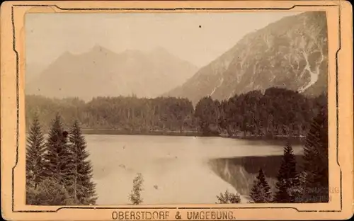 Foto Oberstdorf im Oberallgäu und Umgebung, Blick über einen See