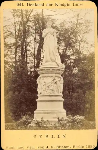 Foto Berlin Tiergarten, Denkmal der Königin Luise