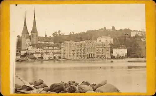 Foto Luzern Stadt Schweiz, Teilansicht der Stadt mit Kirche