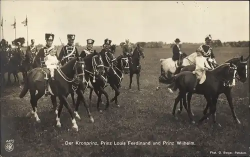 Ak Kronprinz Wilhelm von Preußen, Louis Ferdinand, Wilhelm, Pferde, Husarenuniform