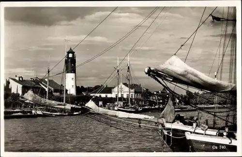 Ak Baltijsk Pillau Ostpreußen, Hafenbild, Leuchtturm, Schiffe