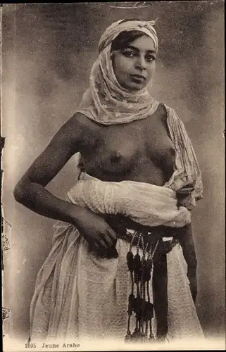 Ak Jeune Arabe, barbusige Araberin, Maghreb, Busen