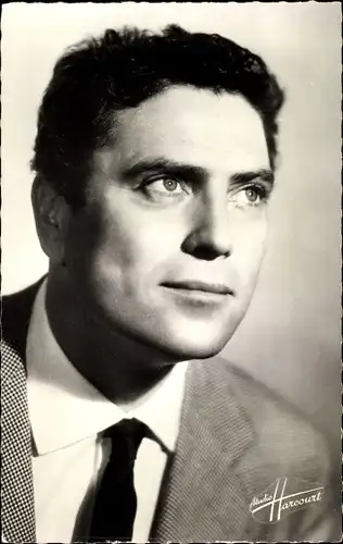 Ak Schauspieler Ralph Vallone, Portrait