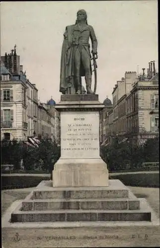 Ak Versailles Yvelines, Statue de Hoche