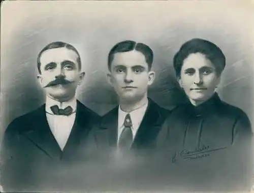 Foto Combalie, Henri, Toulouse, Portraitfotografie, Familie, Fotomontage