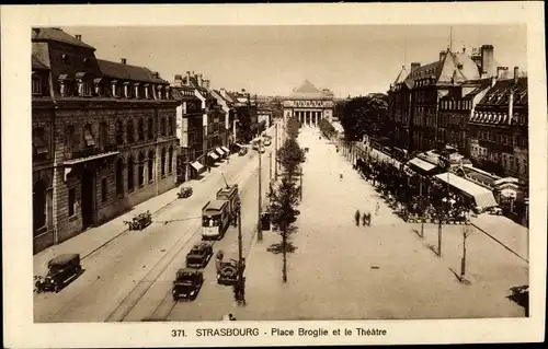 Ak Strasbourg Straßburg Elsass Bas Rhin, Place Broglie et le Theatre, tramway