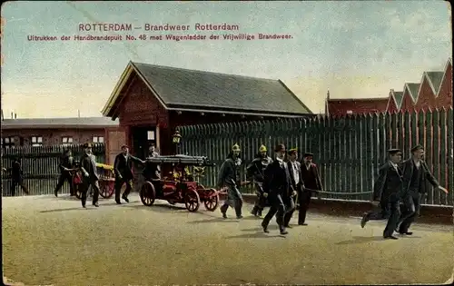 Ak Rotterdam Südholland Niederlande, Brandweer, Uitrukken der Handbrandspuit No. 48