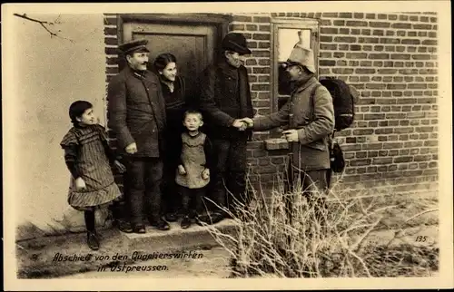 Ak Abschied von den Quartierswirten in Ostpreußen, Ostpreußenhilfe, I. WK