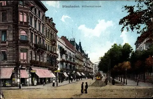 Ak Wiesbaden, Blick in die Wilhelmstraße, Geschäft Chocoladen