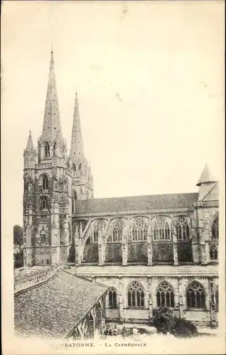 Ak Bayonne Pyrénées Atlantiques, La Cathedrale