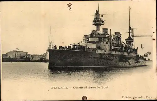 Ak Bizerte Tunesien, Cuirasse dans le Port