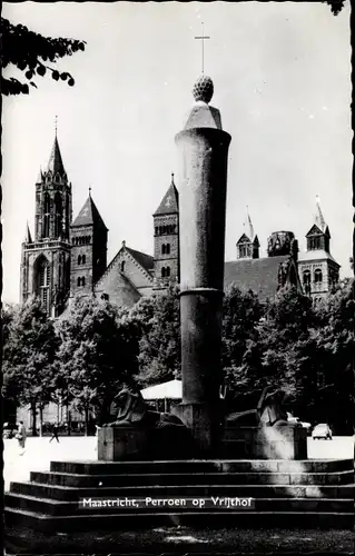 Ak Maastricht Limburg Niederlande, Perroen op Vrijthof