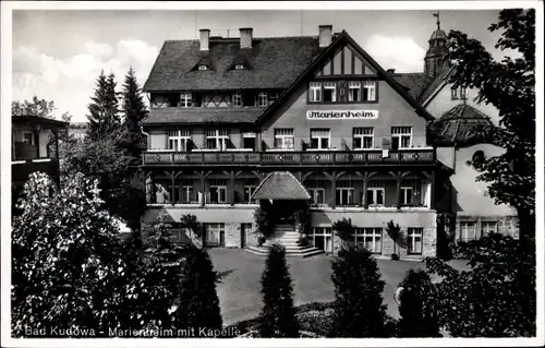 Ak Kudowa Zdrój Bad Kudowa Schlesien, Marienheim mit Kapelle