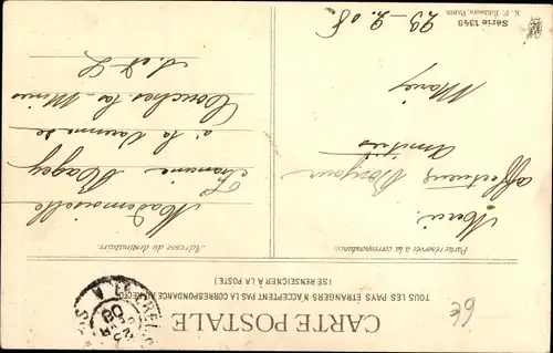 Ak Hunde beim Spiele,, Spitzenkappe