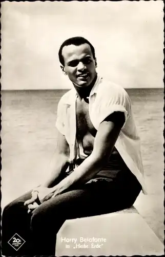 Ak Sänger u. Schauspieler Harry Belafonte in Heiße Erde