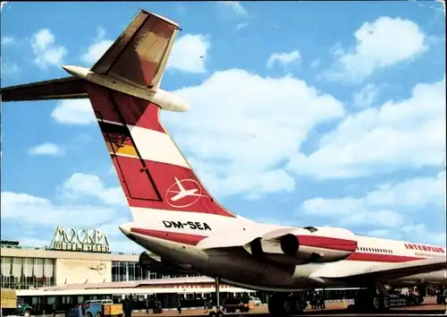 Ak Moskau Russland, Flughafen, DDR Interflug Flugzeug Iljuschin IL-62 DM-SEA