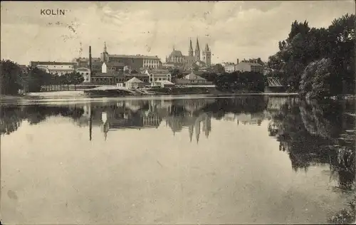 Ak Kolín Köln an der Elbe Mittelböhmen, Stadt vom Wasser aus gesehen
