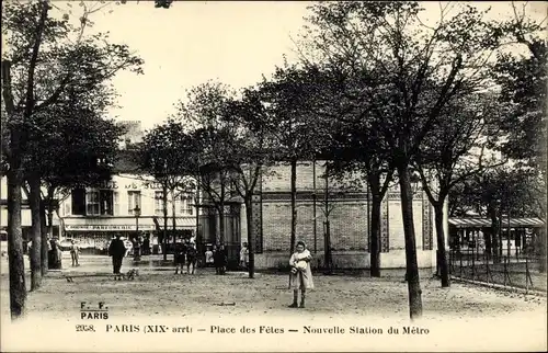Ak Paris XIX Buttes Chaumont, Place des Fêtes, Nouvelle Station du Metro