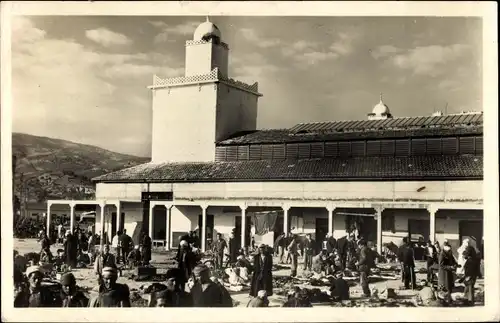 Ak Bone Algerien, Marché arabe