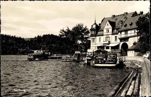 Ak Saalburg in Thüringen, Am Stausee der Bleilochtalsperre, HO Hotel Kranich, Anlegestelle