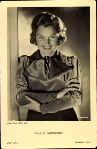 Ak Schauspielerin Magda Schneider, Portrait