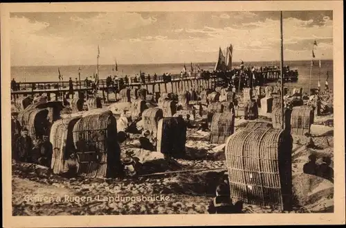 Ak Ostseebad Göhren auf Rügen, Landungsbrücke, Strand, Strandkörbe