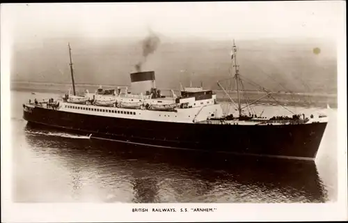 Ak Dampfschiff SS Arnhem, British Railways