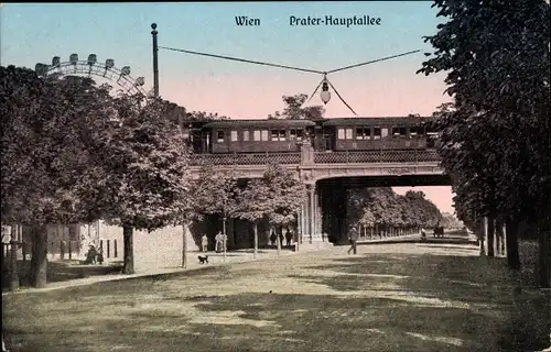 Ak Wien 2, Blick auf die Prater Haupthalle, Menschen