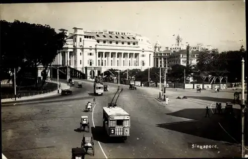 Foto Ak Singapore Singapur, Fullerton Building, Oberleitungsbus