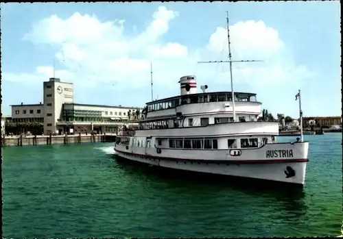 Ak Friedrichshafen Bodensee, Seedampfer Austria, Hafenbahnhof