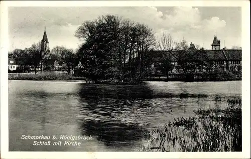 Ak Schmorkau Neukirch Sachsen, Schloss mit Kirche vom Wasser gesehen