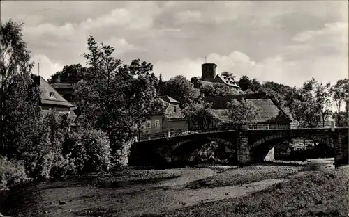Ak Tannroda Bad Berka im Weimarer Land, Blick auf Burg und Ilmbrücke