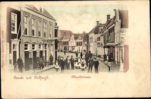 Ak Delfzijl Groningen, Marktstraat, Passanten