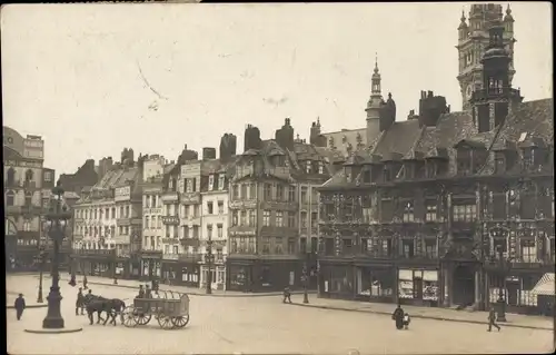 Ak Lille Rjissel Ryssel Nord, Marktplatz, Alte Börse und Belfried