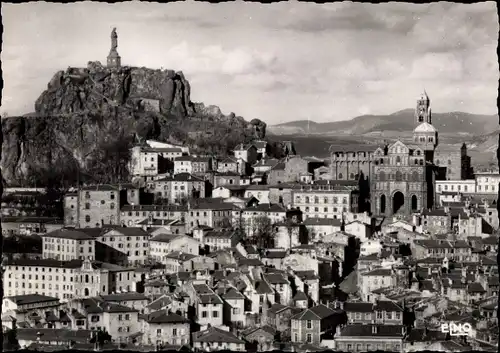 Ak Le Puy en Velay Haute Loire, la Haute-Ville, rocher Corneille, statue de N.-D. de France