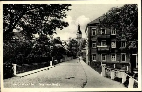 Ak Königsbrück der Oberlausitz, Dresdner Straße, Brücke, Wohnhäuser, Kirche